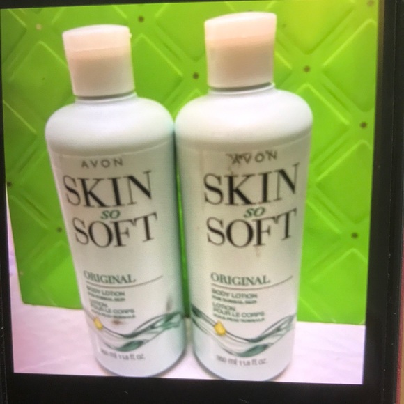 Avon Other - Avon Skin so Soft Body lotion
